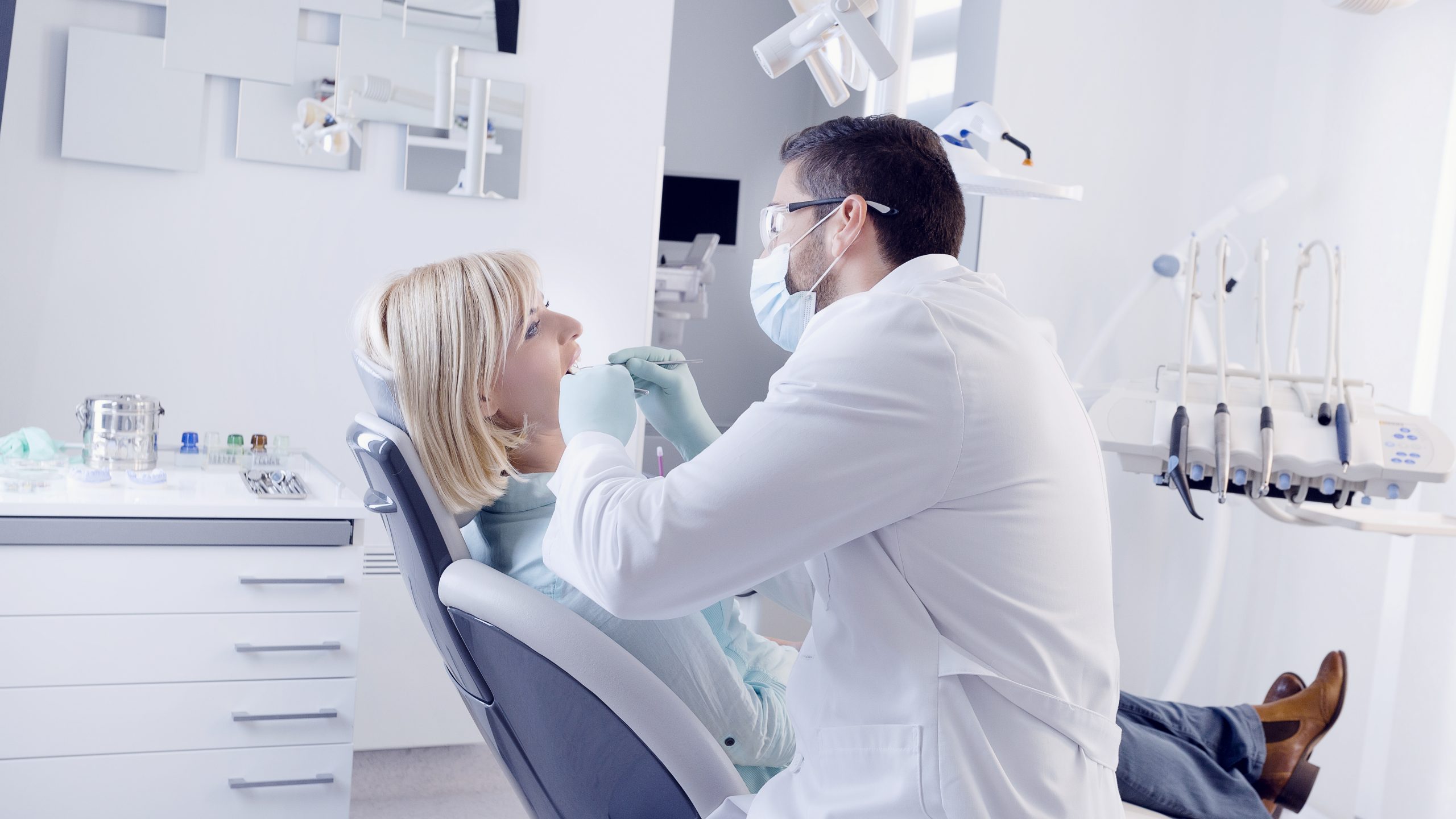Dentist in Henryville, IN